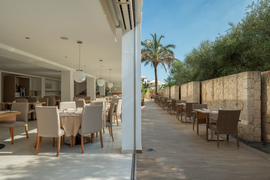 nua restaurant cover image 1